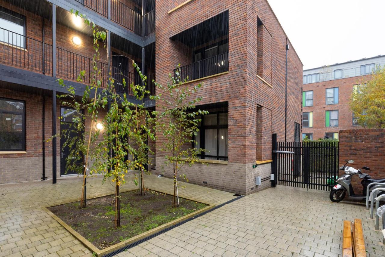 Appartamento The Wembley Place - Stunning 1bdr Flat Londra